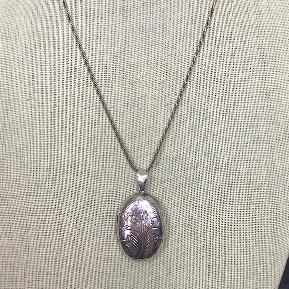 Sterling Silver Engraved Locket on Sterling Silver Wheat Chain Necklace - Picture 12 of 17